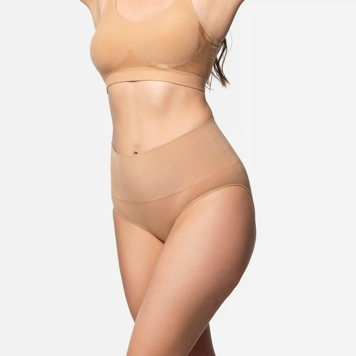 308 Smoothing At Waist Brief