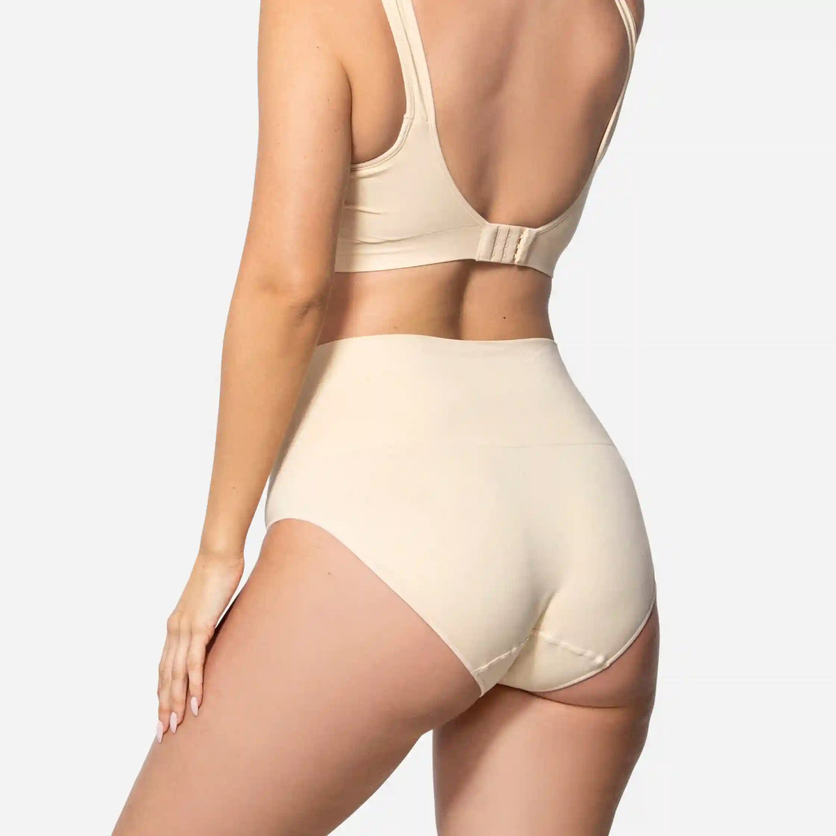 308 Smoothing At Waist Brief