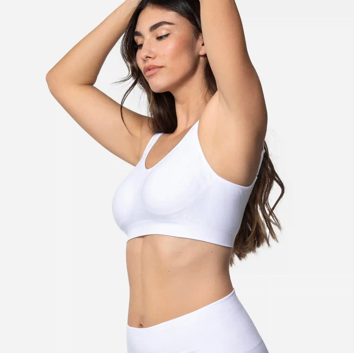 459 The Comfort Shaping Bra with Adjustable Straps