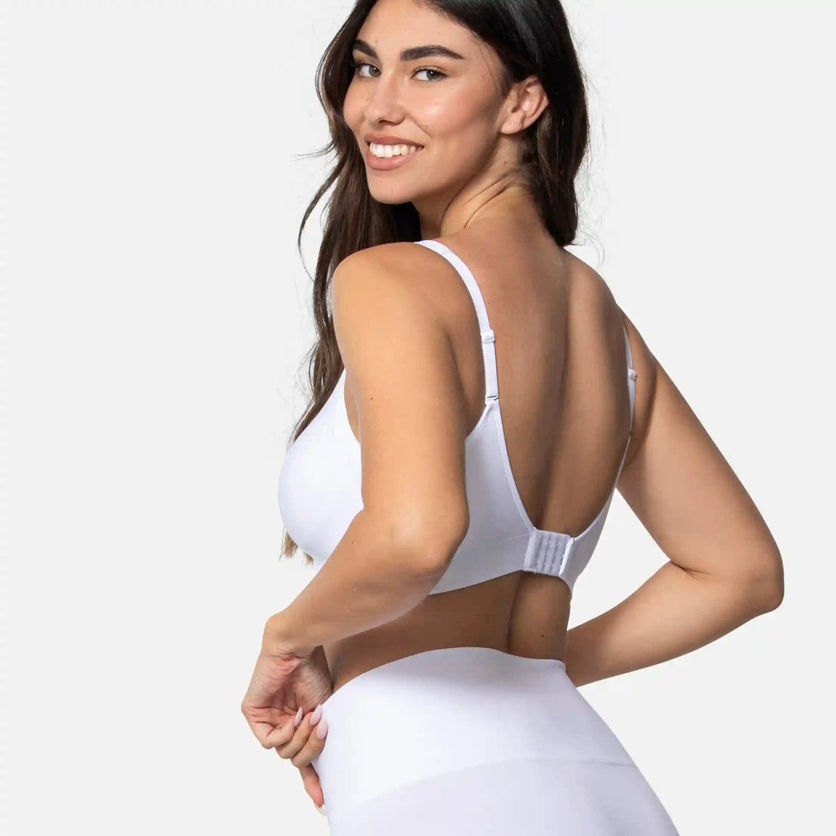 459 The Comfort Shaping Bra with Adjustable Straps