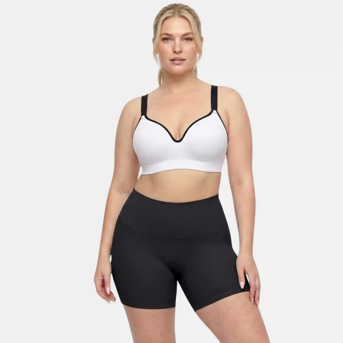1149 The Tier 2 Sports Bra