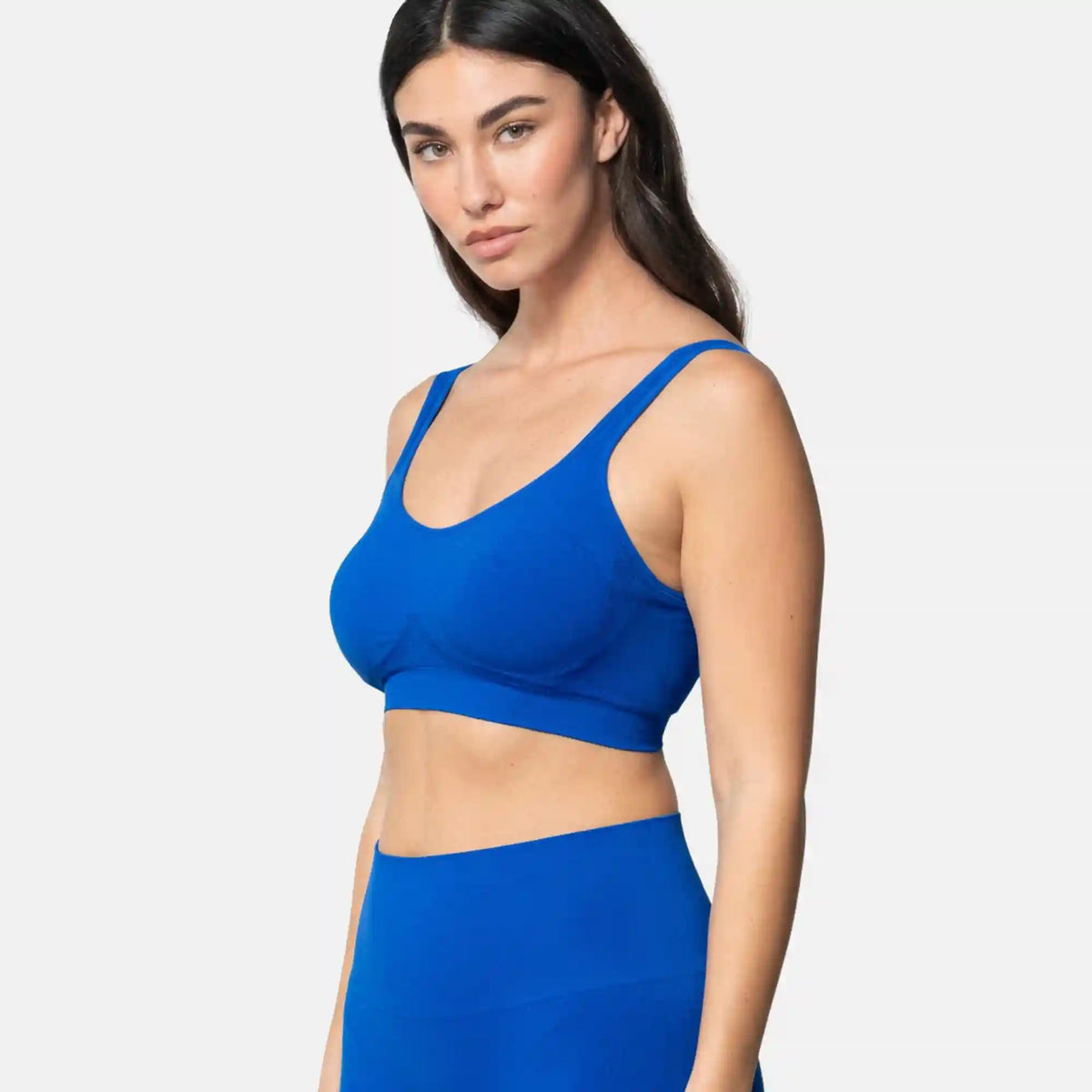 459 The Comfort Shaping Bra with Adjustable Straps